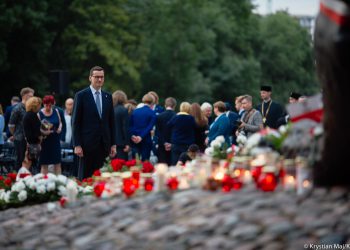 „Niemcy muszą zdać sobie z tego sprawę” – Premier Morawiecki na obchodach 1. sierpnia