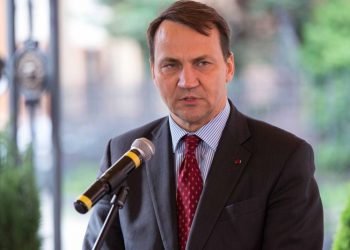 Kaczyński o Sikorskim: Musi się liczyć z konsekwencjami