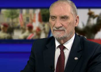 Macierewicz: Niemieckie Patrioty to akcja propagandowa
