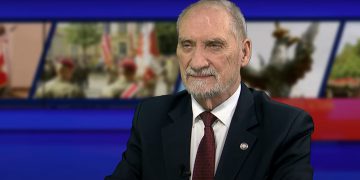 Macierewicz: Niemieckie Patrioty to akcja propagandowa