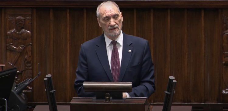 Macierewicz: Piotrków zawsze był jednym z najważniejszych miast w Polsce