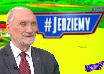Macierewicz o Tusku: Bronił Rosji i Putina