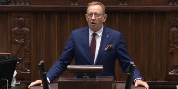 Minister Telus: poprawka opozycji zabierająca 6,5 mld rolnikom zostanie wycofana