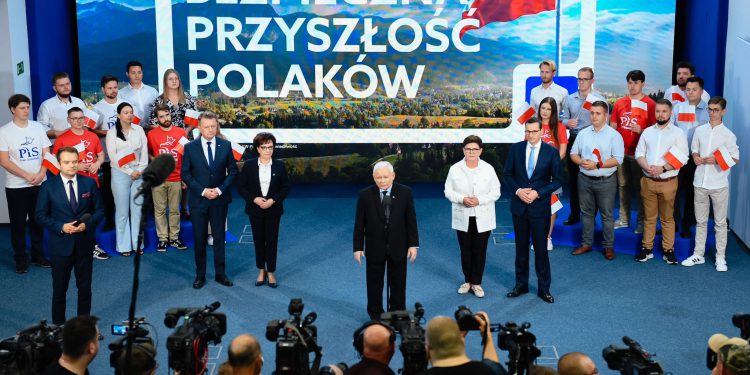 Bezpieczna przyszłość Polaków