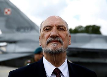Macierewicz: Film Holland jest antypolski i antyeuropejski
