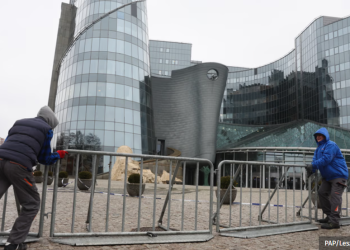 Zamach na media publiczne