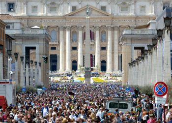 Manipulacje wokół Kościoła